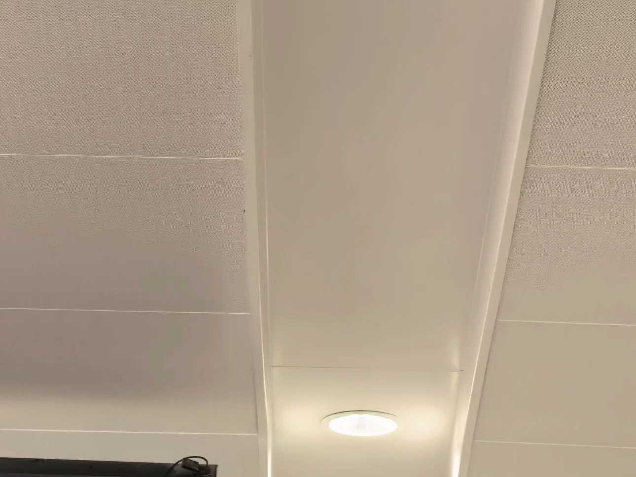 Shopping Mall Lighting application