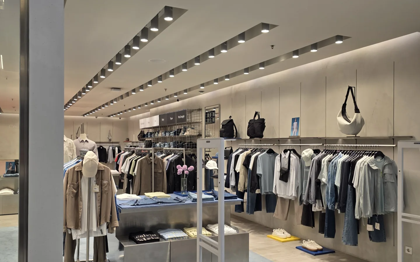Flagship Store Lighting with ARMI recessed articulated track light